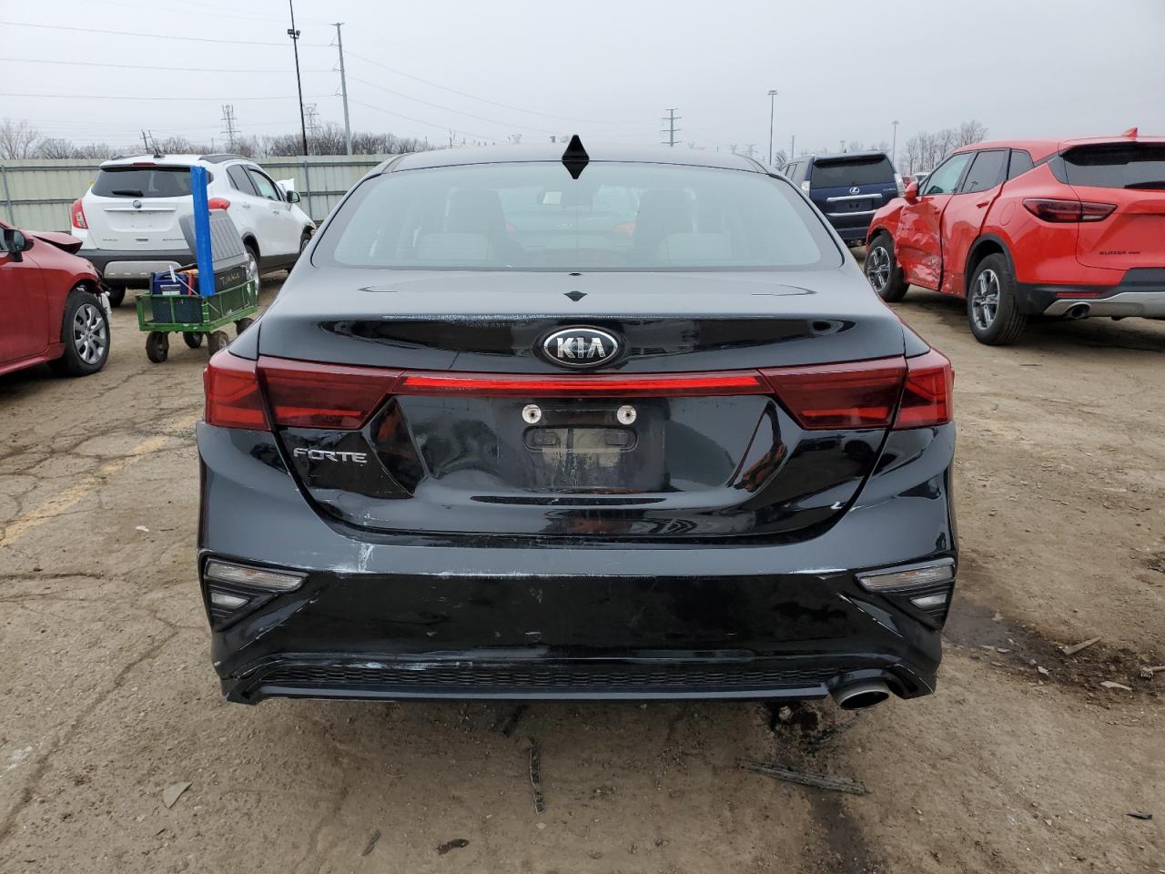 3KPF24AD0KE096574 2019 Kia Forte Fe