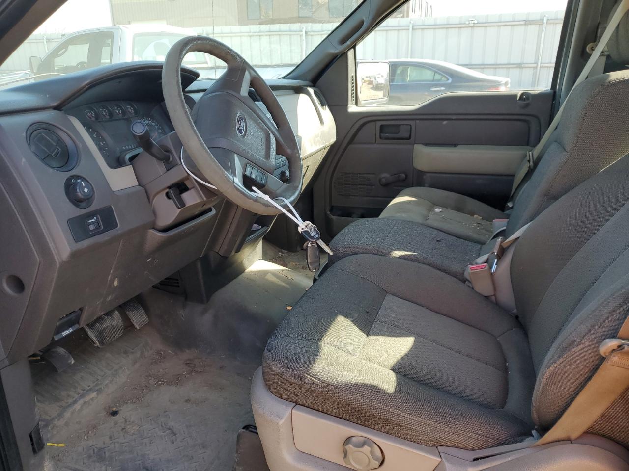 1FTMF1CW2AKB23505 2010 Ford F150