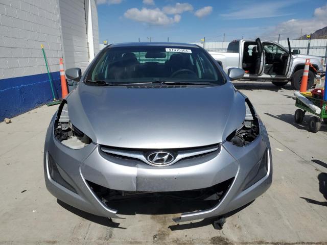 5NPDH4AE1FH581161 2015 Hyundai Elantra Se