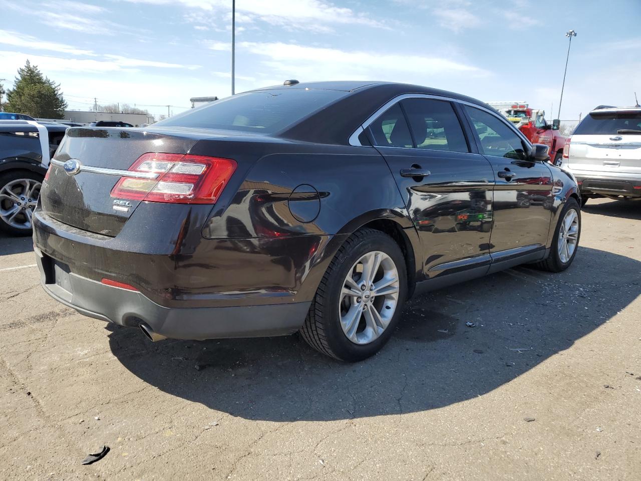 1FAHP2E99DG230687 2013 Ford Taurus Sel