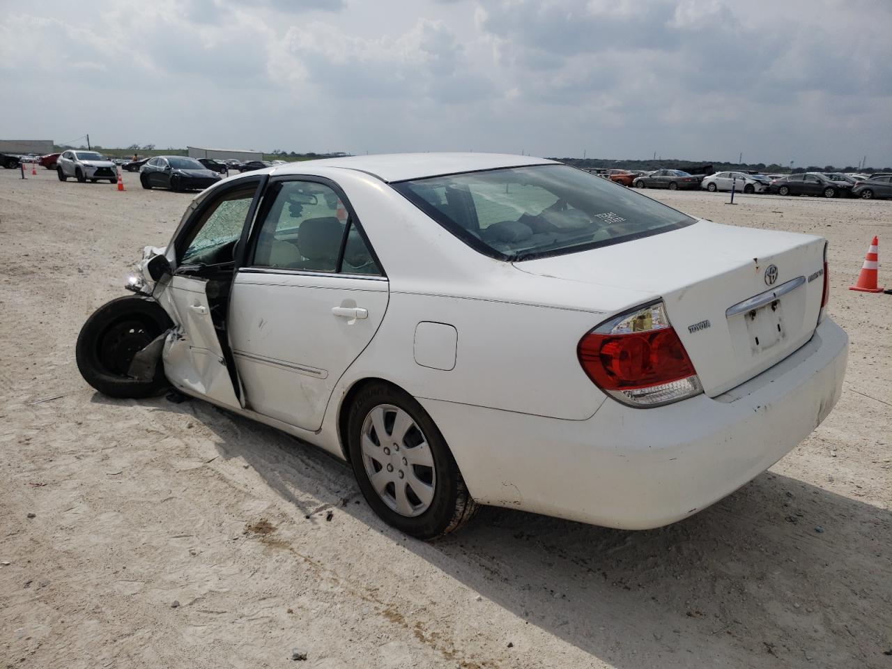 4T1BE30K35U012989 2005 Toyota Camry Le