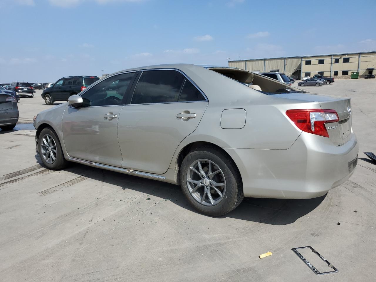 2014 Toyota Camry L vin: 4T4BF1FK0ER372543