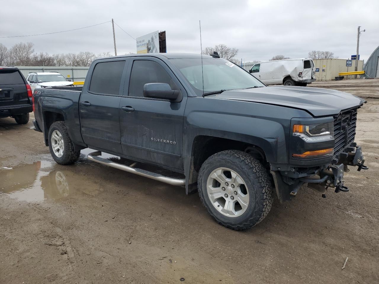 2018 Chevrolet Silverado K1500 Lt vin: 3GCUKREC0JG346064