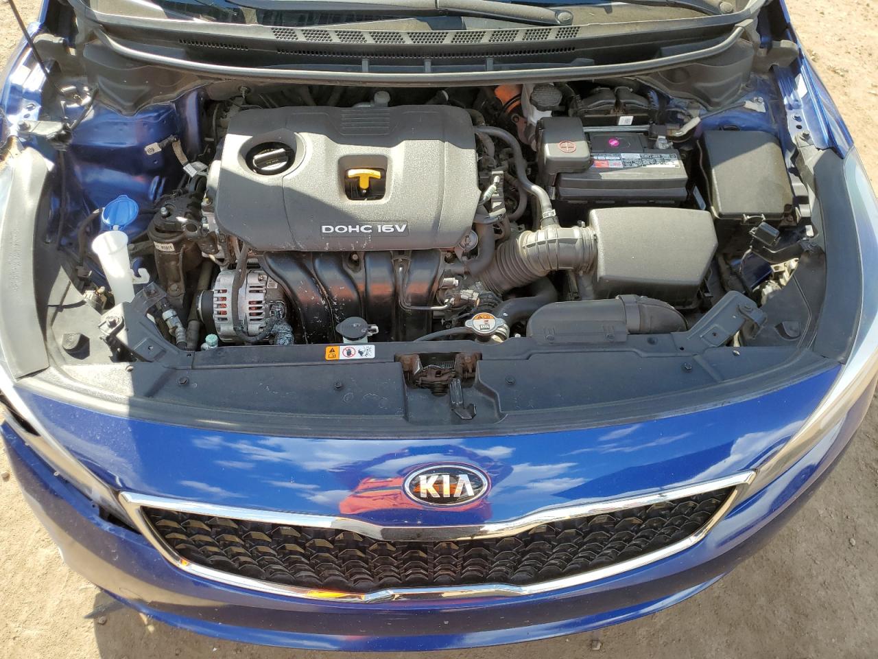 3KPFK4A73JE252261 2018 Kia Forte Lx