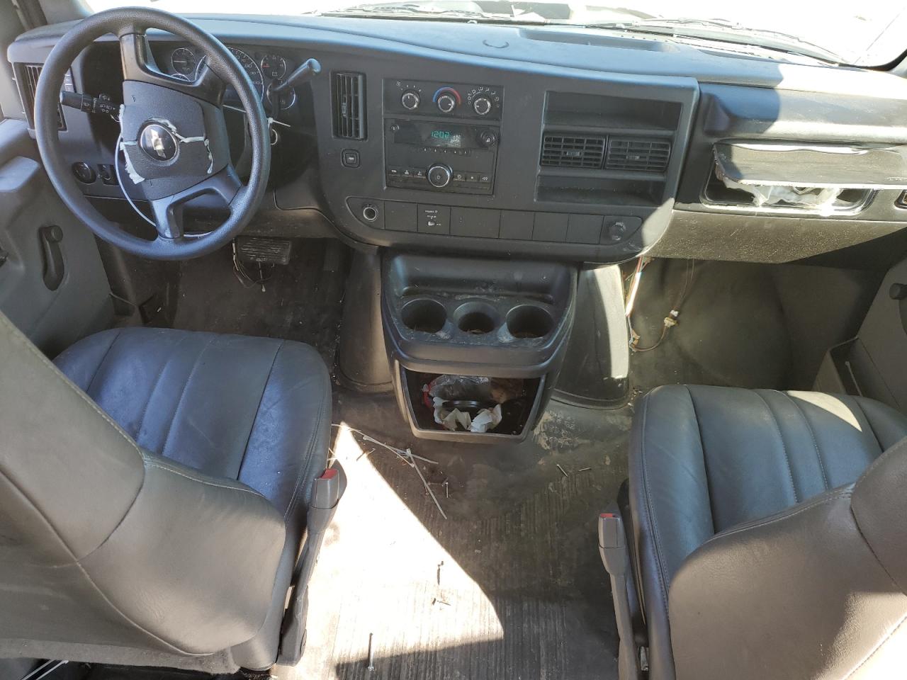 1GCGG25C681142917 2008 Chevrolet Express G2500