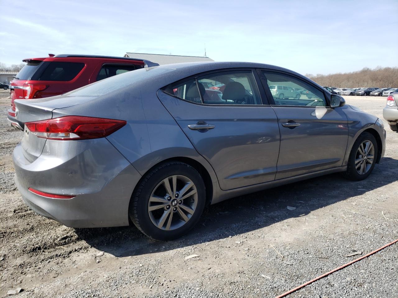 2017 Hyundai Elantra Se vin: KMHD84LF8HU186002