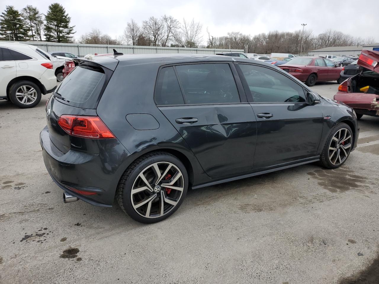 3VW447AU5HM057896 2017 Volkswagen Gti S/Se