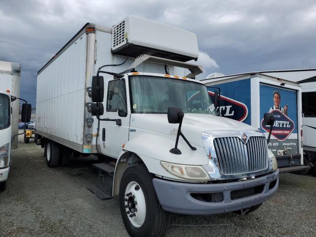 Lot #2406606423 2010 INTERNATIONAL 4000 4300 salvage car