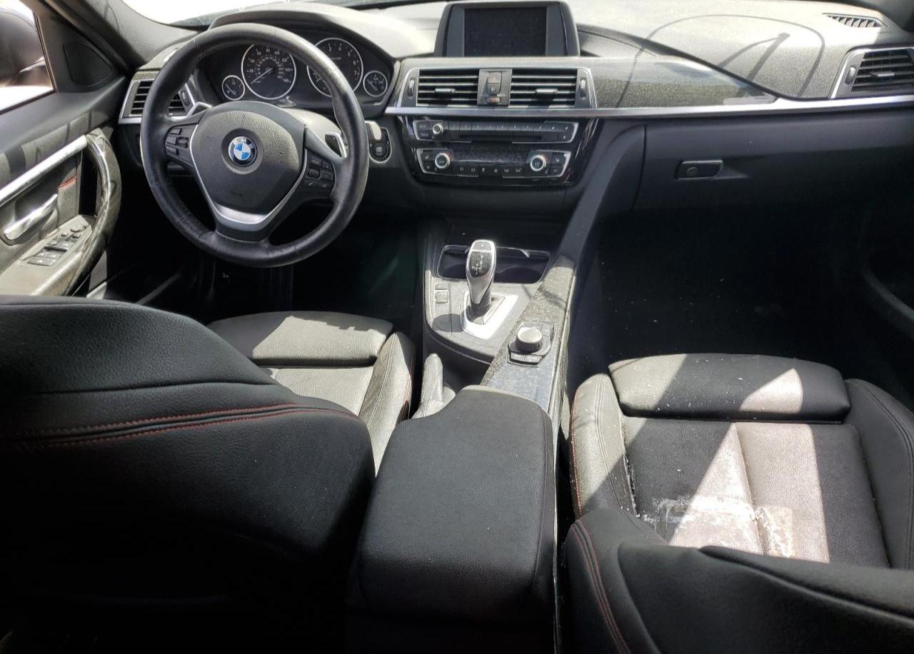 2018 BMW 330 Xi vin: WBA8D9C5XJEM33748