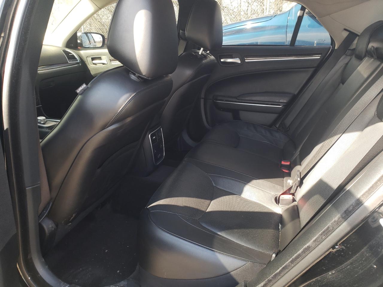 2C3CCAEG0JH117434 2018 Chrysler 300 Limited