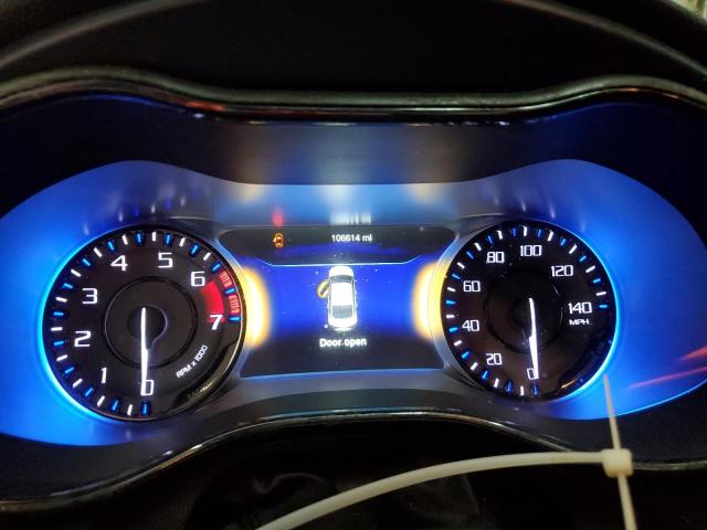 2016 Chrysler 200 - Image 9