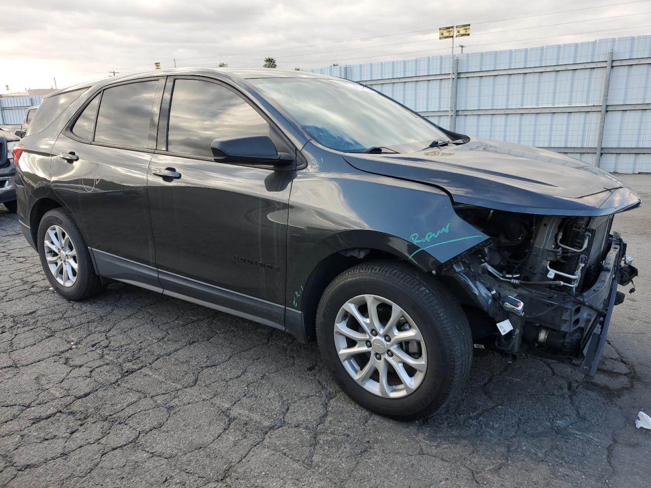 2GNAXHEV1K6111161 CHEVROLET EQUINOX 2019