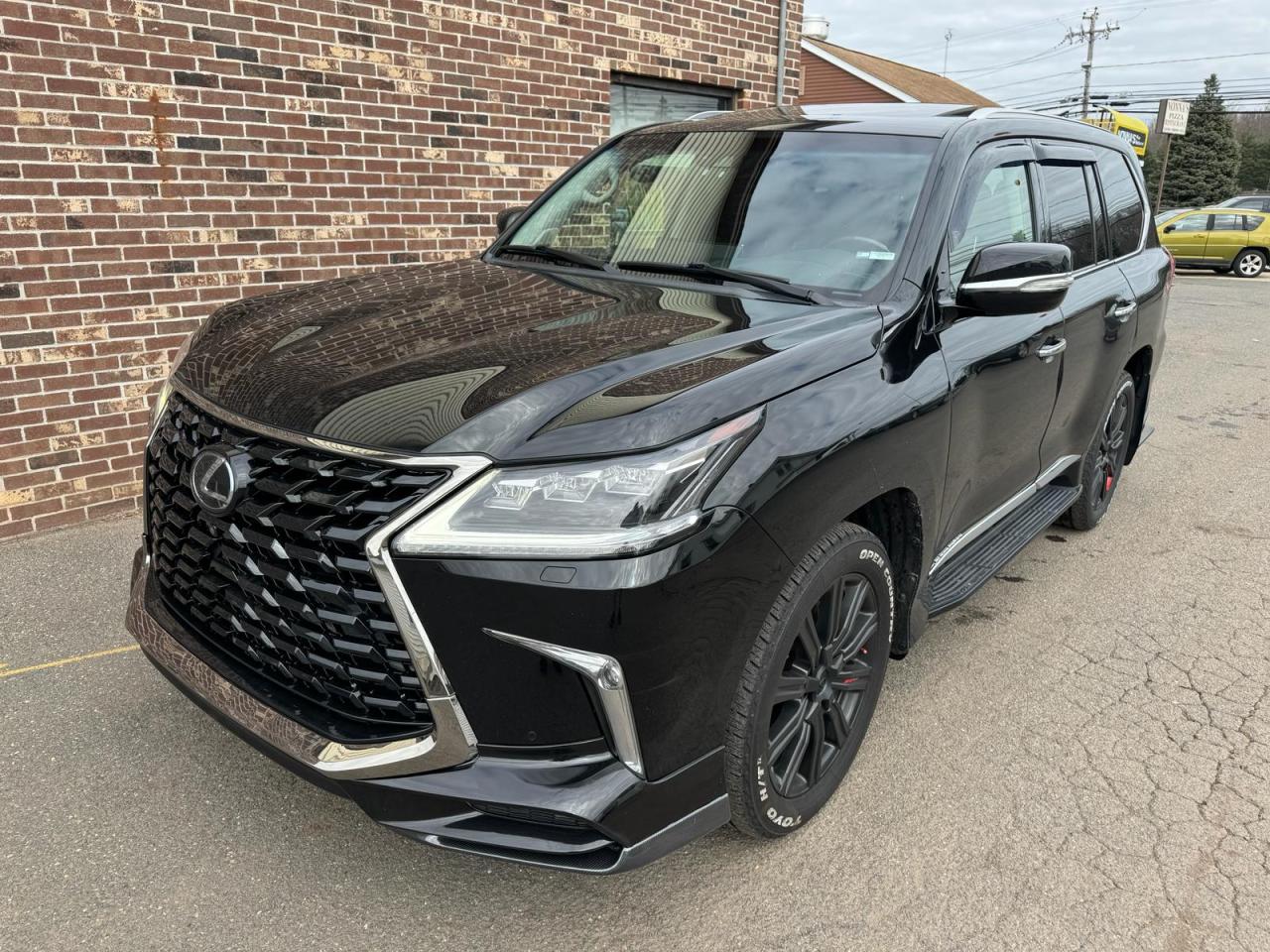 2016 Lexus Lx 570 vin: JTJHY7AX9G4212184