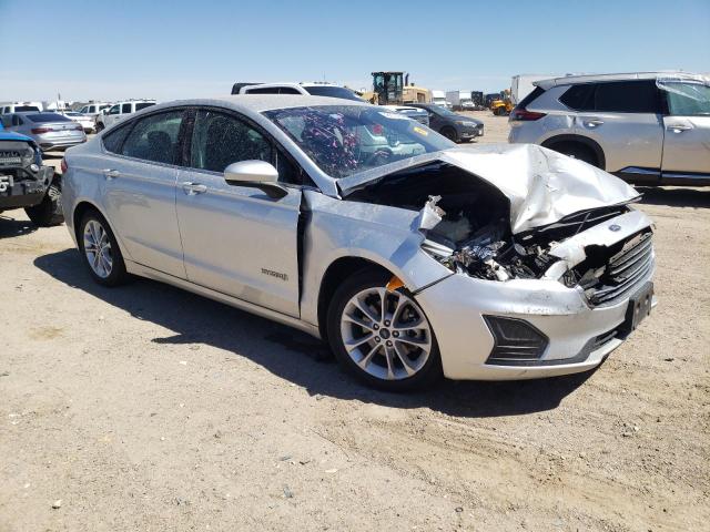 VIN 3FA6P0LU1KR263918 2019 Ford Fusion, SE no.4