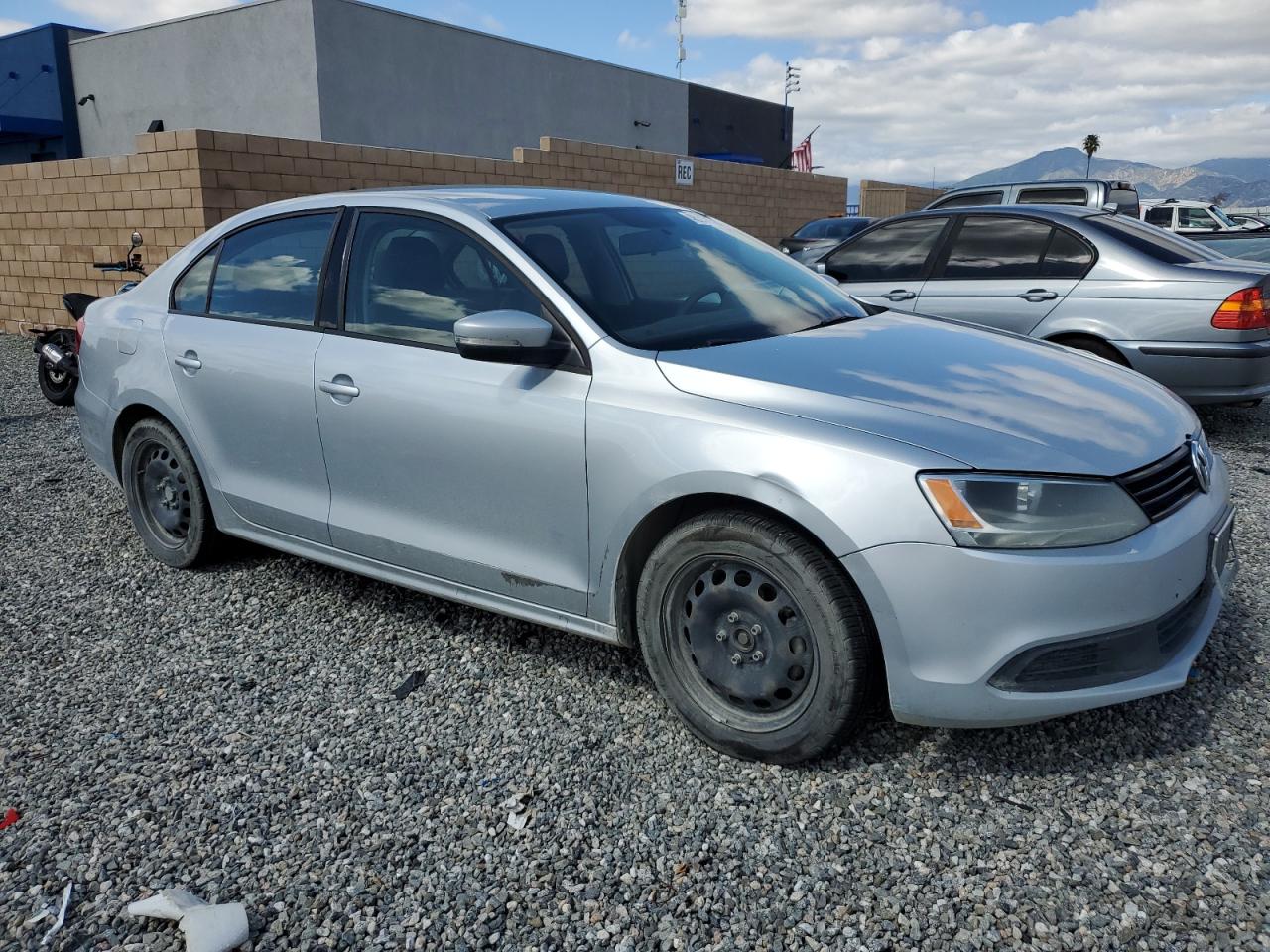 3VWD17AJ8EM360598 2014 Volkswagen Jetta Se