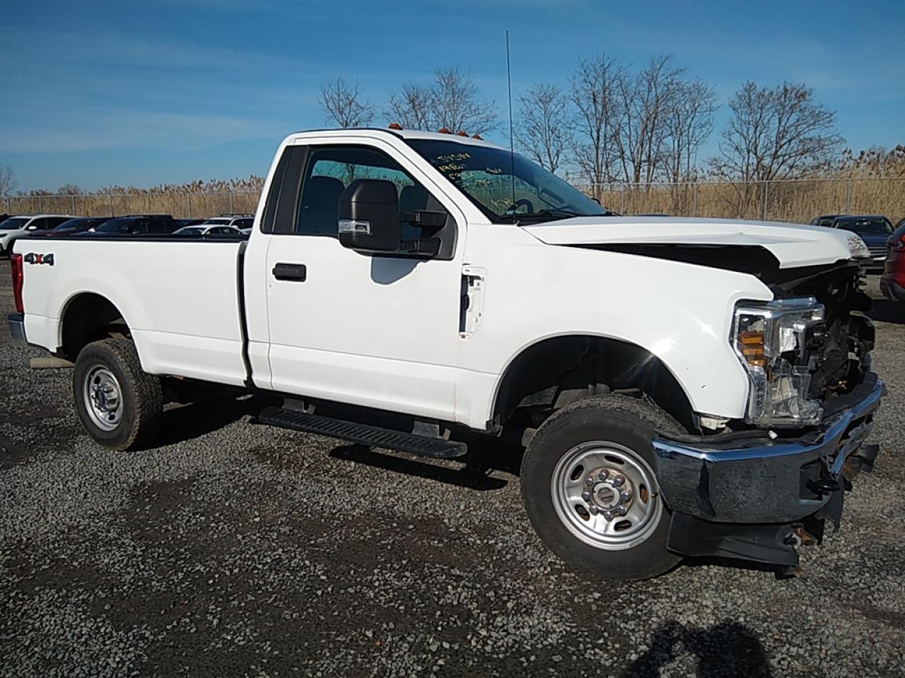 2019 Ford F350 Super Duty vin: 1FTRF3B63KED86251