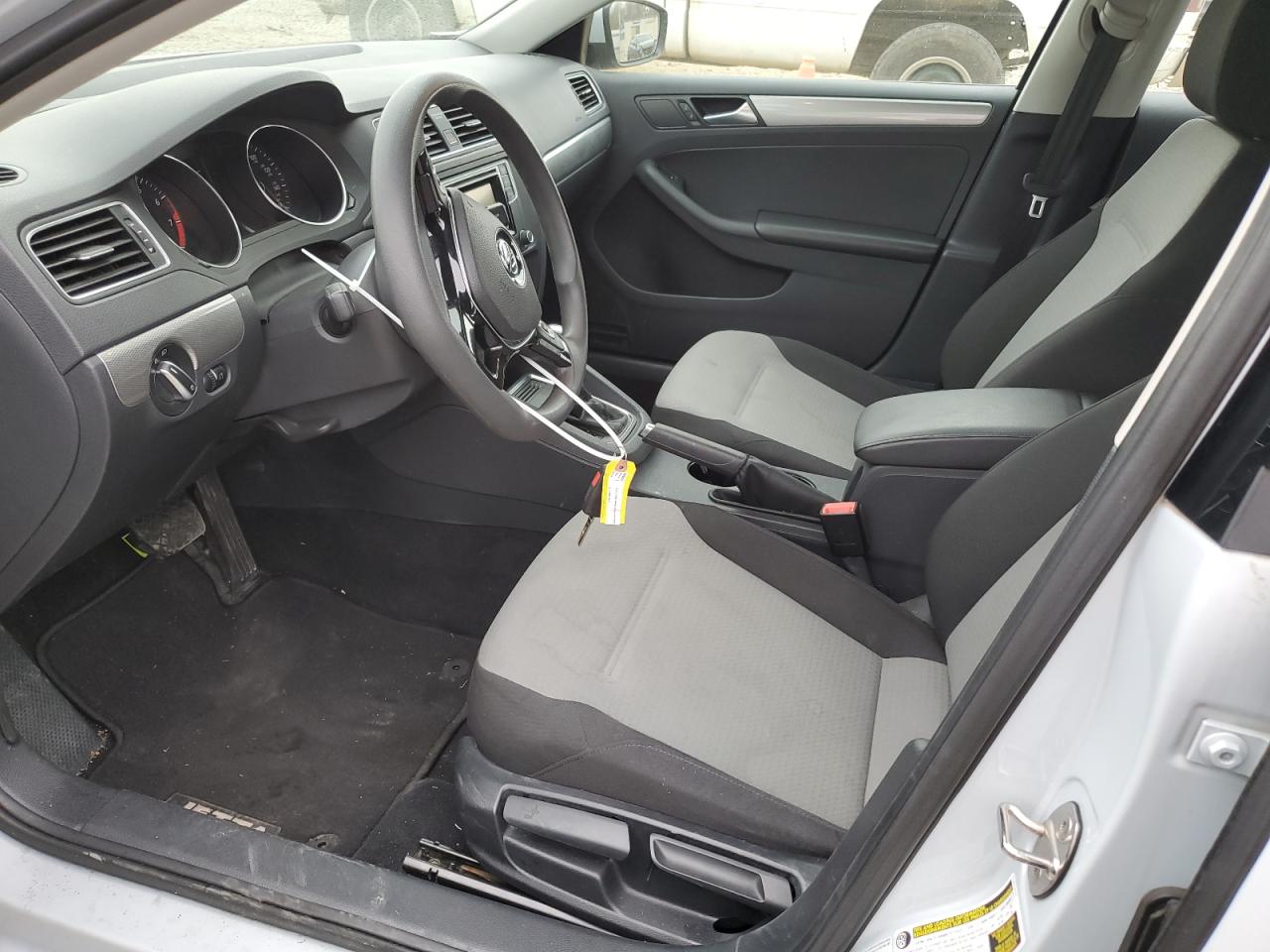 3VW2B7AJXHM302811 2017 Volkswagen Jetta S