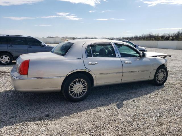 Lot #2469244642 2009 LINCOLN TOWN CAR S salvage car