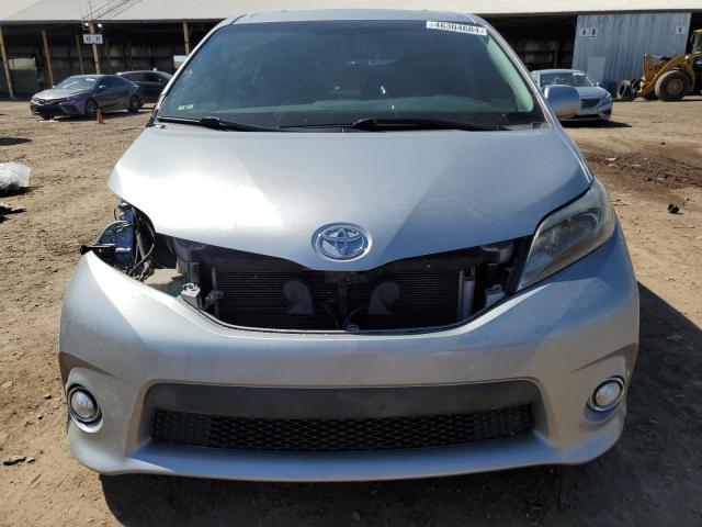 2016 TOYOTA SIENNA SE 5TDXK3DC6GS748113