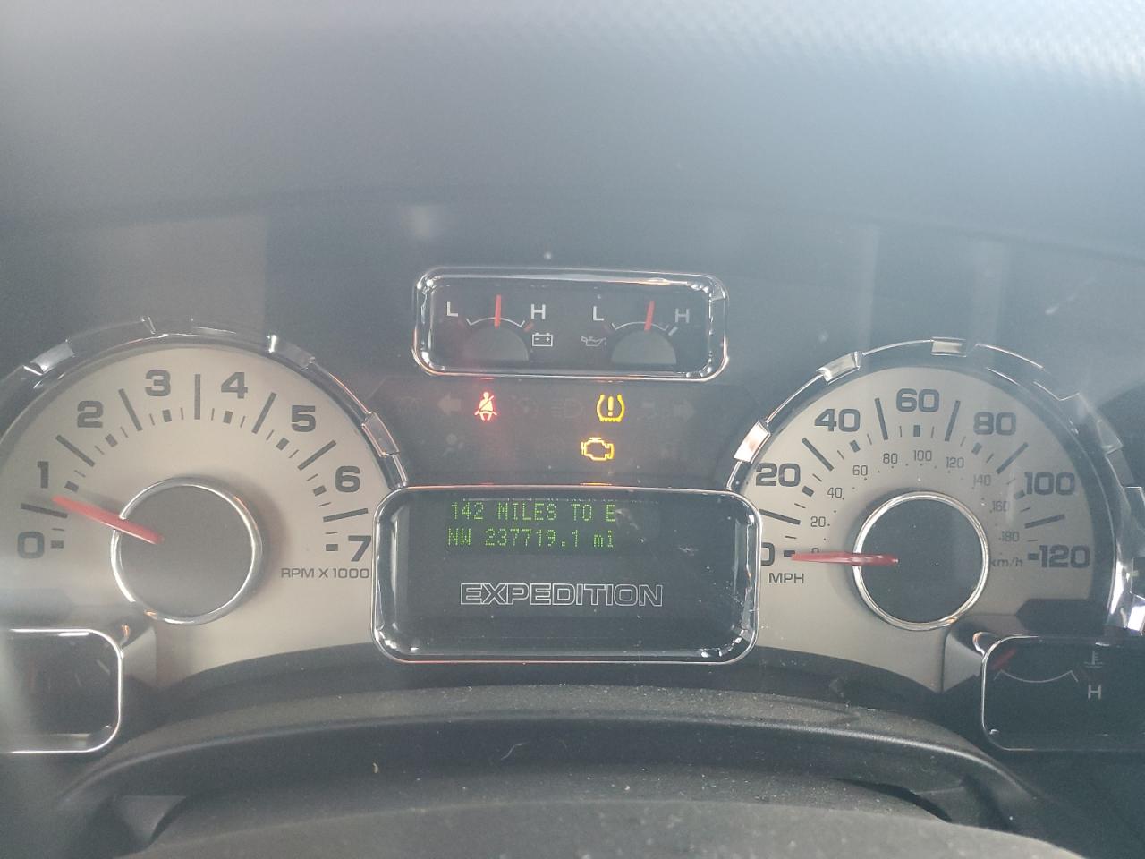 1FMJU2A53AEA17535 2010 Ford Expedition Limited