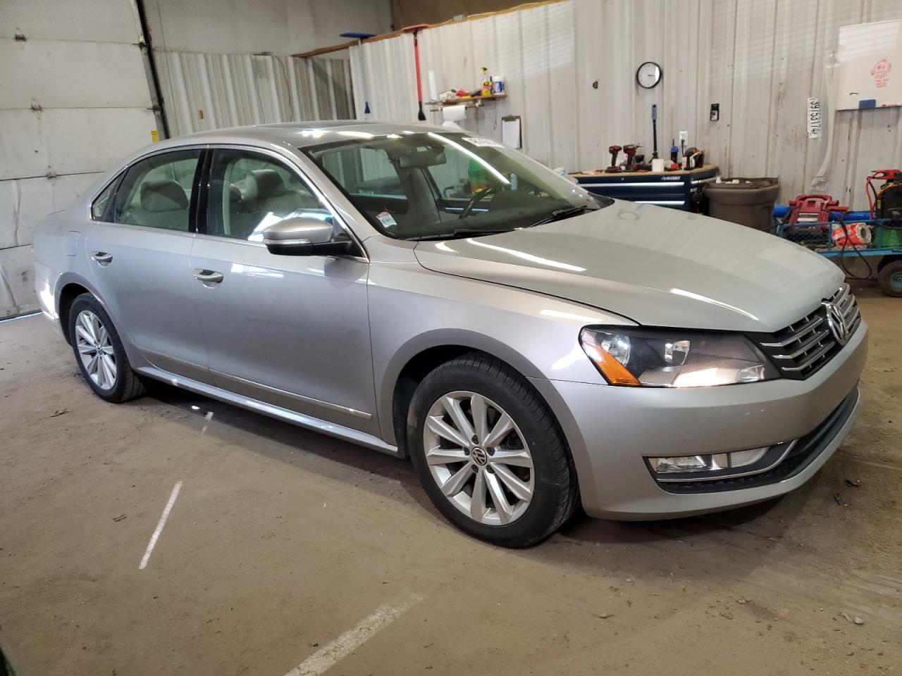 1VWCH7A33CC109172 2012 Volkswagen Passat Sel