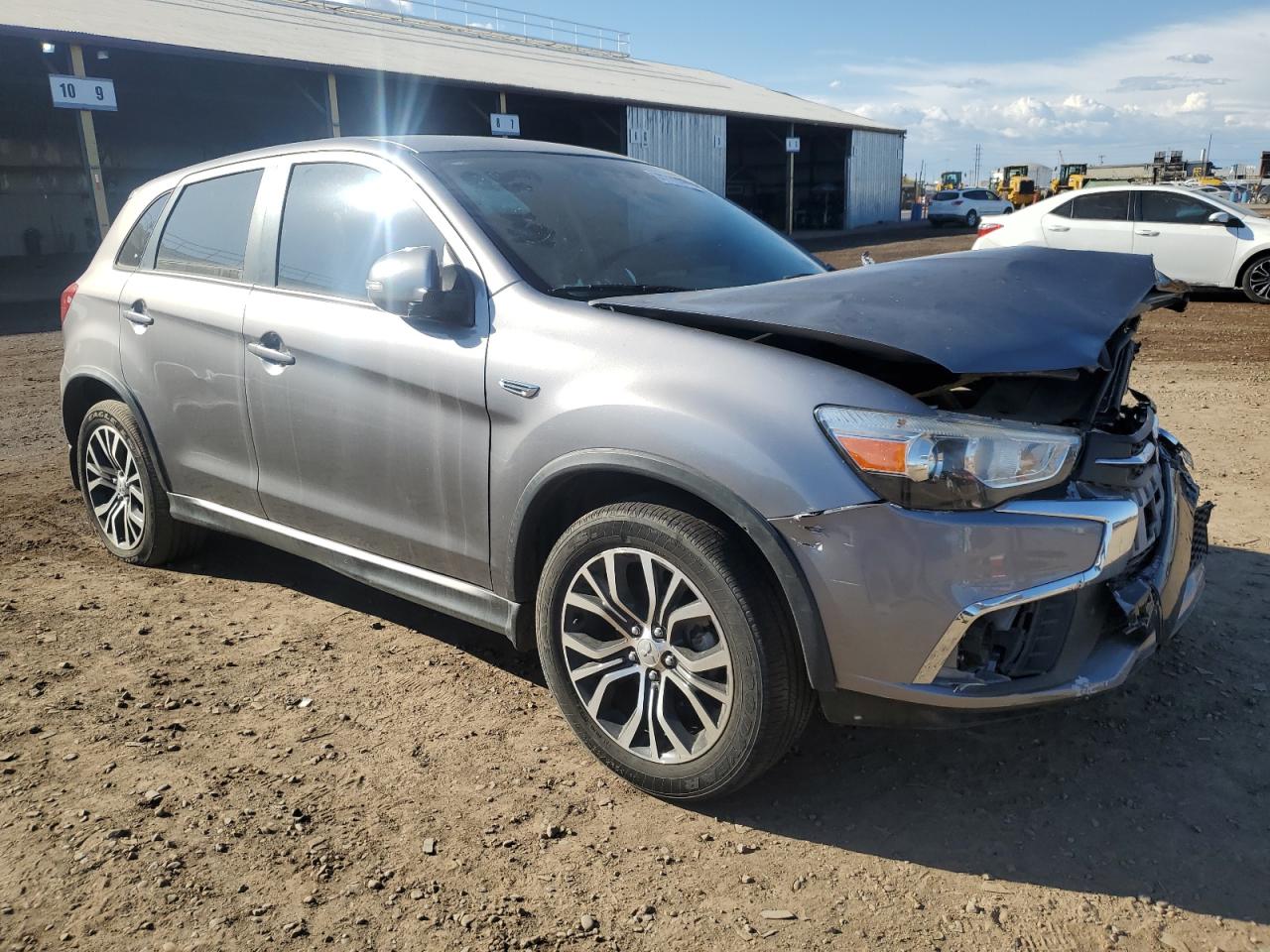 JA4AR3AUXJU025327 2018 Mitsubishi Outlander Sport Es