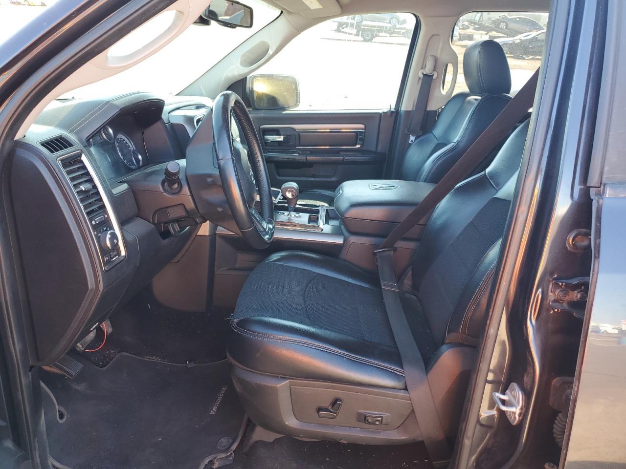 1C6RR6MT7DS688438 2013 Ram 1500 Sport