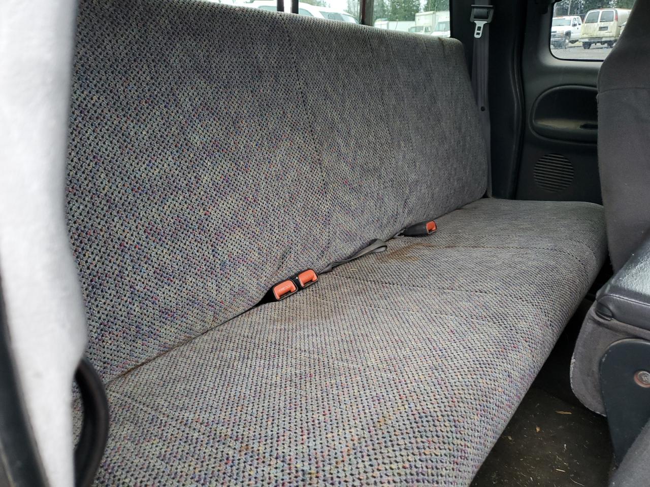 1B7KF23W4YJ134180 2000 Dodge Ram 2500