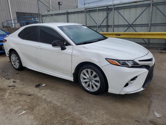 VIN 4T1B11HK2KU685093 2019 Toyota Camry, L no.4