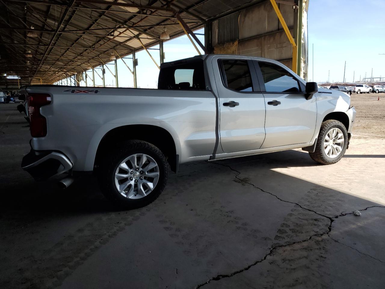 2020 Chevrolet Silverado K1500 Custom vin: 1GCRYBEH3LZ346781