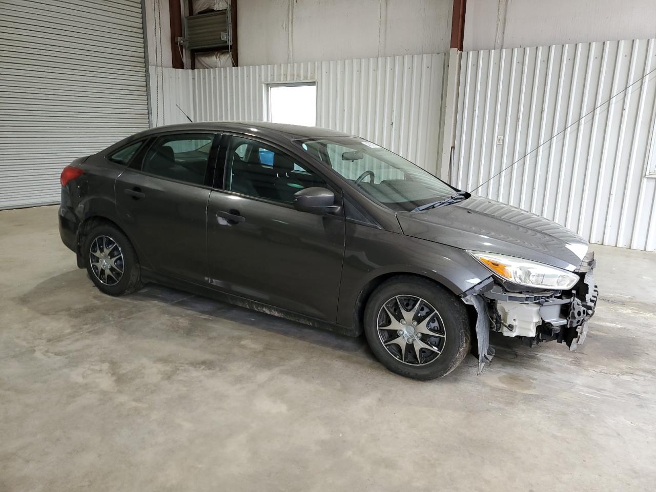 2016 Ford Focus S vin: 1FADP3E27GL288798