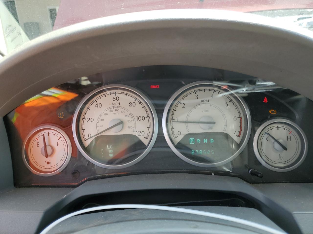 2A8HR541X9R513857 2009 Chrysler Town & Country Touring