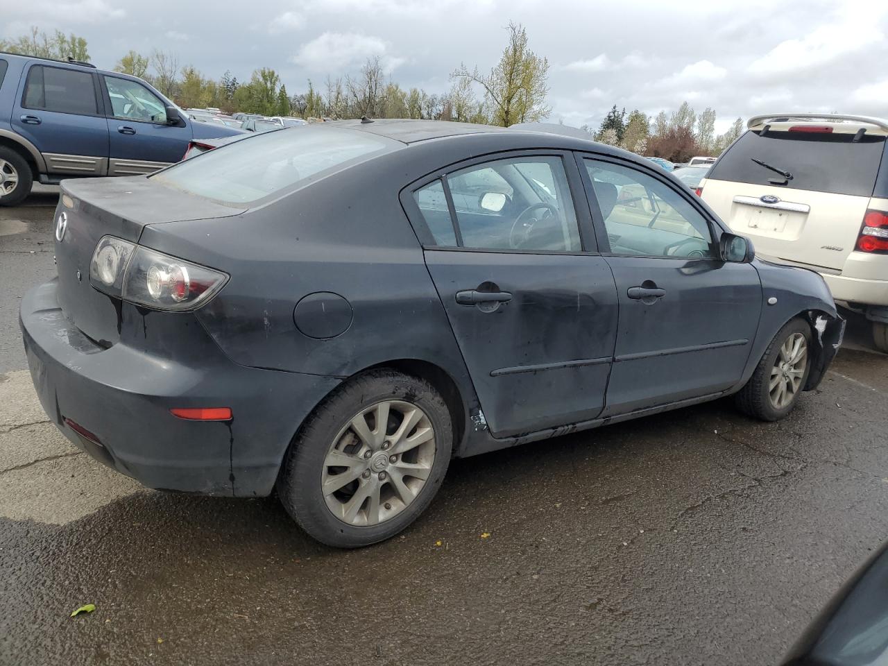 JM1BK32G281858056 2008 Mazda 3 I