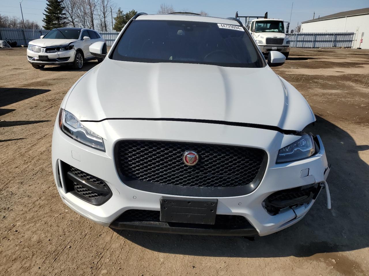 SADCL2BV7HA099029 2017 Jaguar F-Pace R - Sport