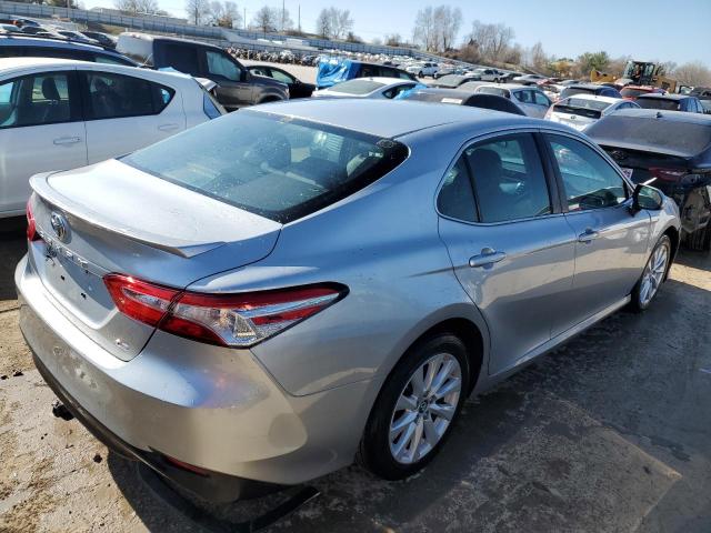 VIN 4T1B11HK1JU507559 2018 Toyota Camry, L no.3