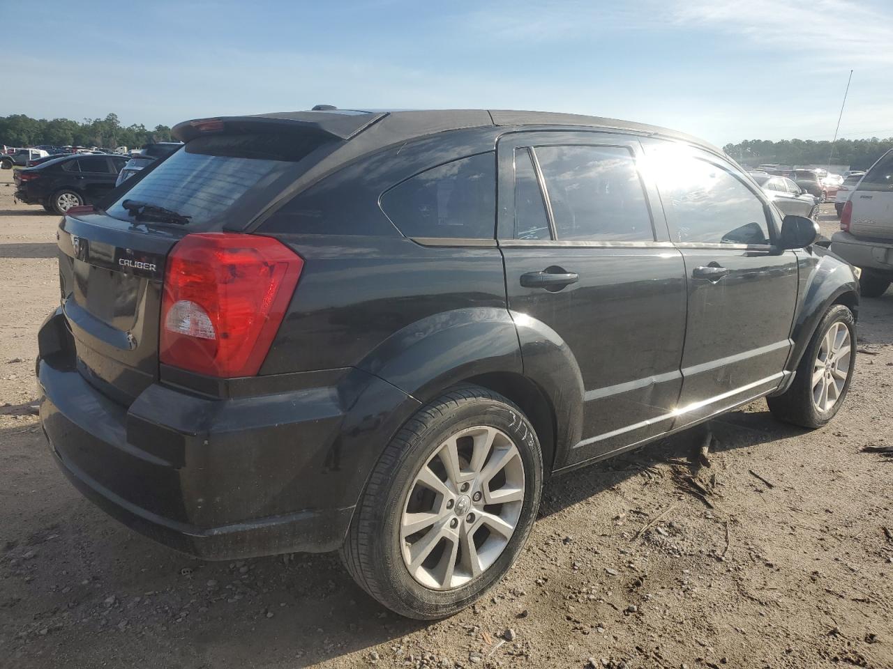 1B3CB5HA5BD168165 2011 Dodge Caliber Heat