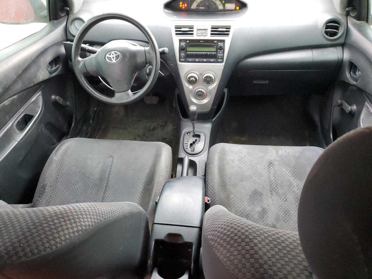 JTDBT923281270123 2008 Toyota Yaris