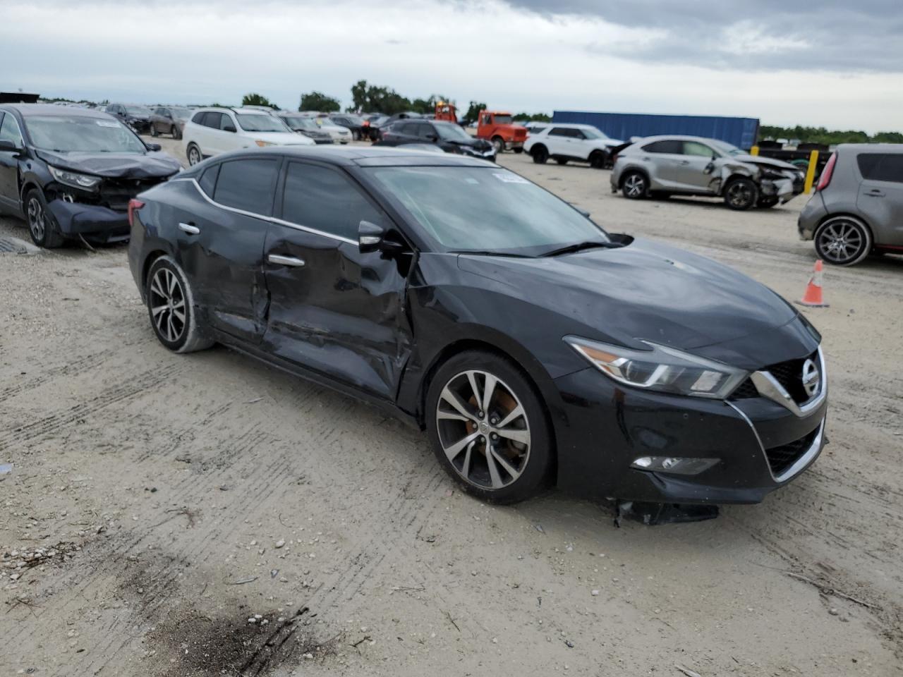 1N4AA6AP5JC384590 NISSAN MAXIMA 2018