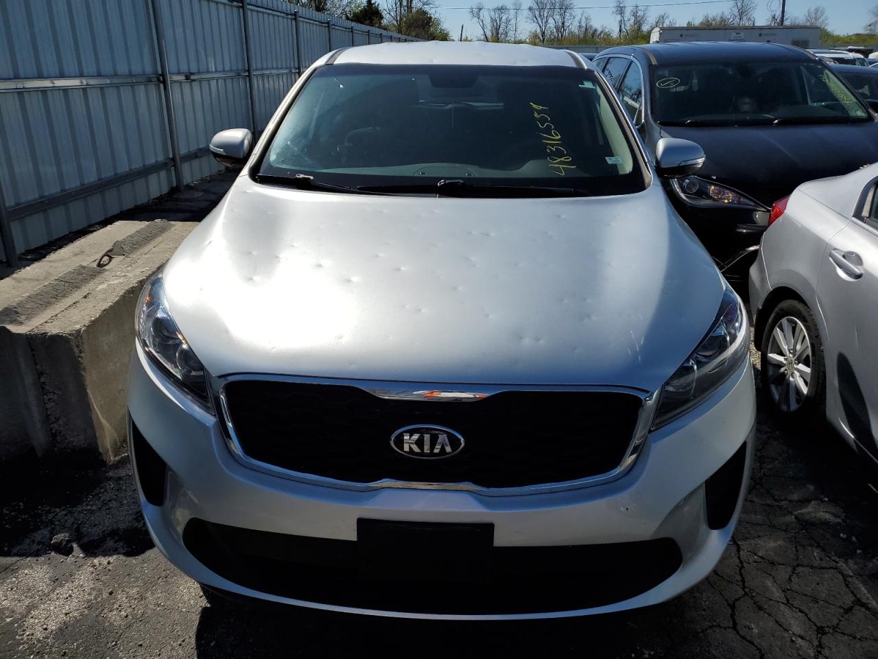 5XYPG4A32KG575742 2019 Kia Sorento L