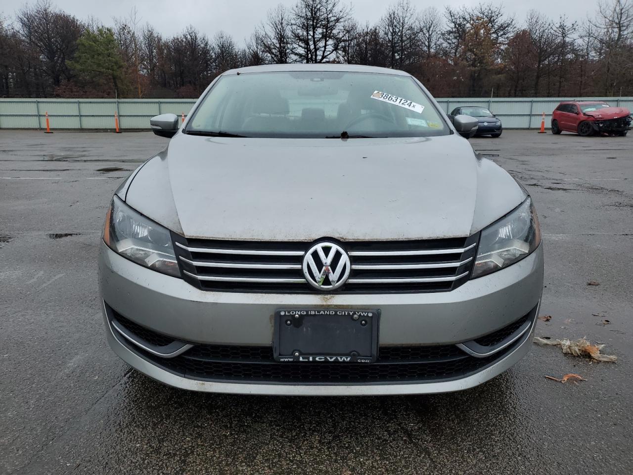 1VWBP7A34DC023403 2013 Volkswagen Passat Se