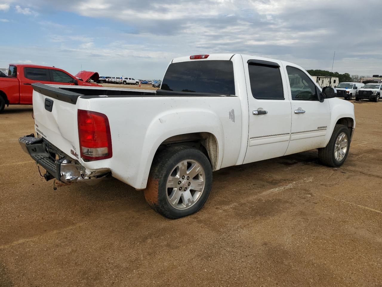 3GTP1VE0XBG112692 2011 GMC Sierra C1500 Sle