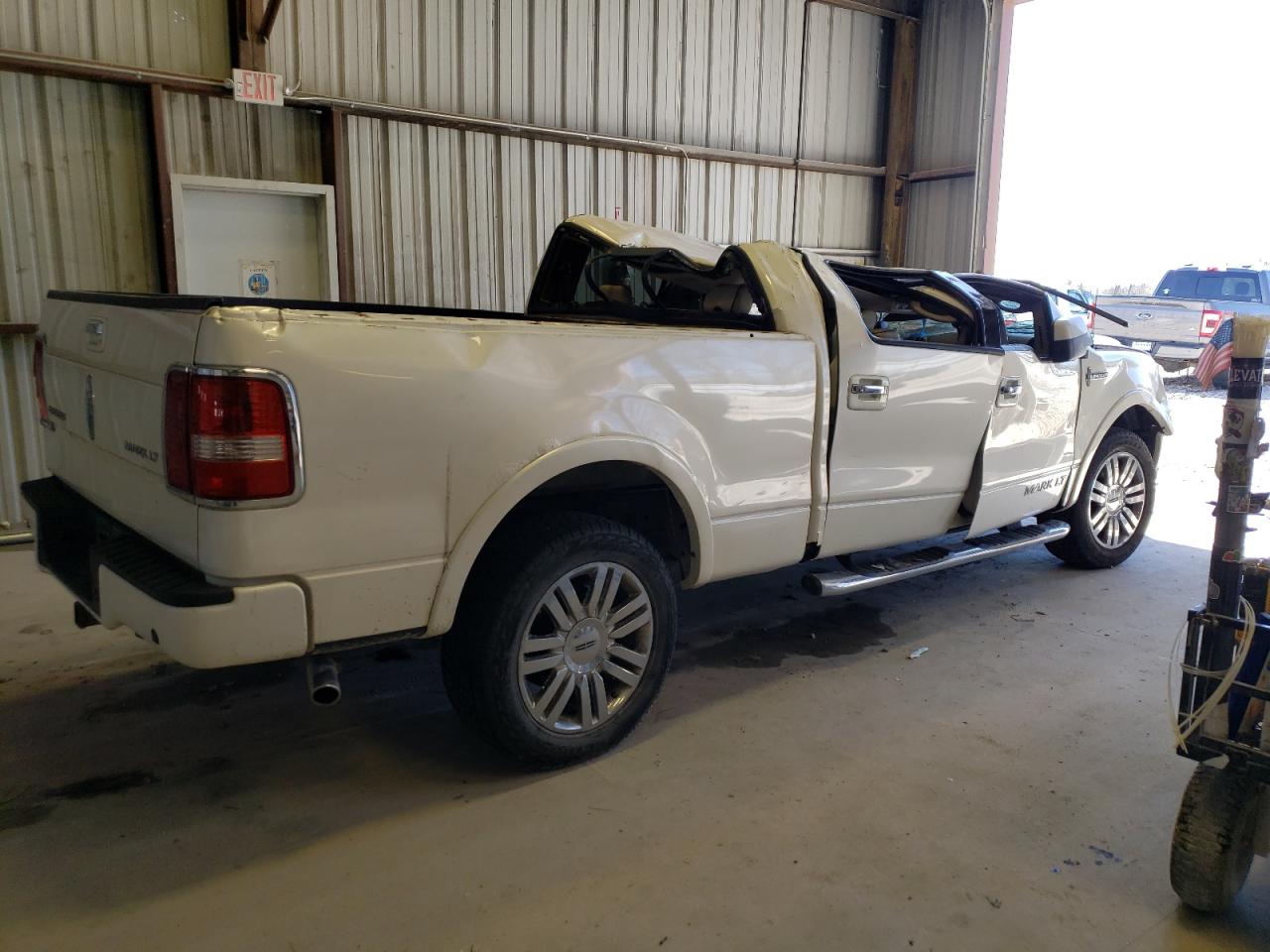 5LTPW18507FJ04916 2007 Lincoln Mark Lt