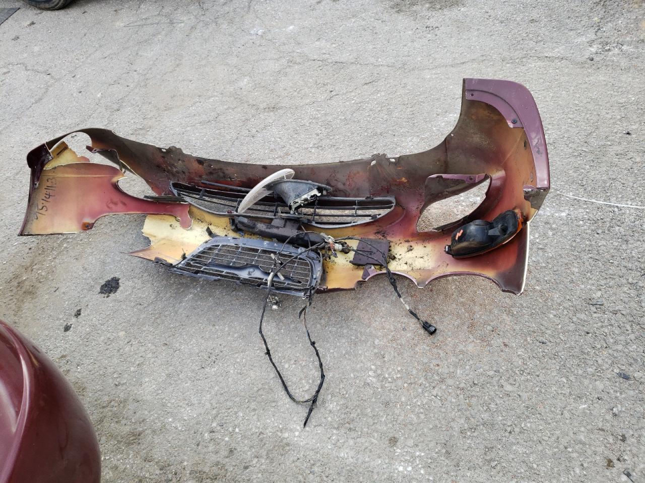 2C3HE66G0YH282163 2000 Chrysler 300M