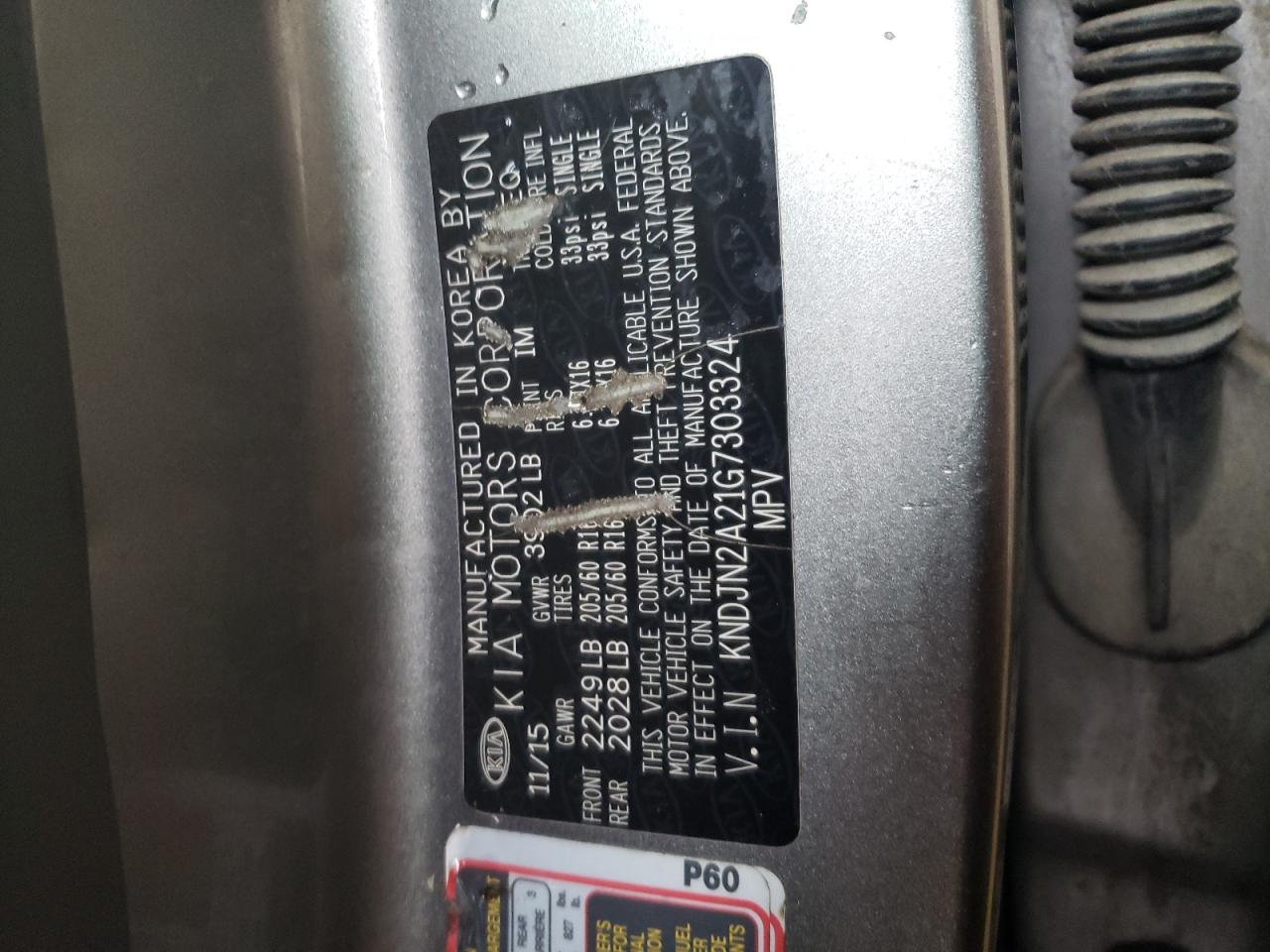 KNDJN2A21G7303324 2016 Kia Soul