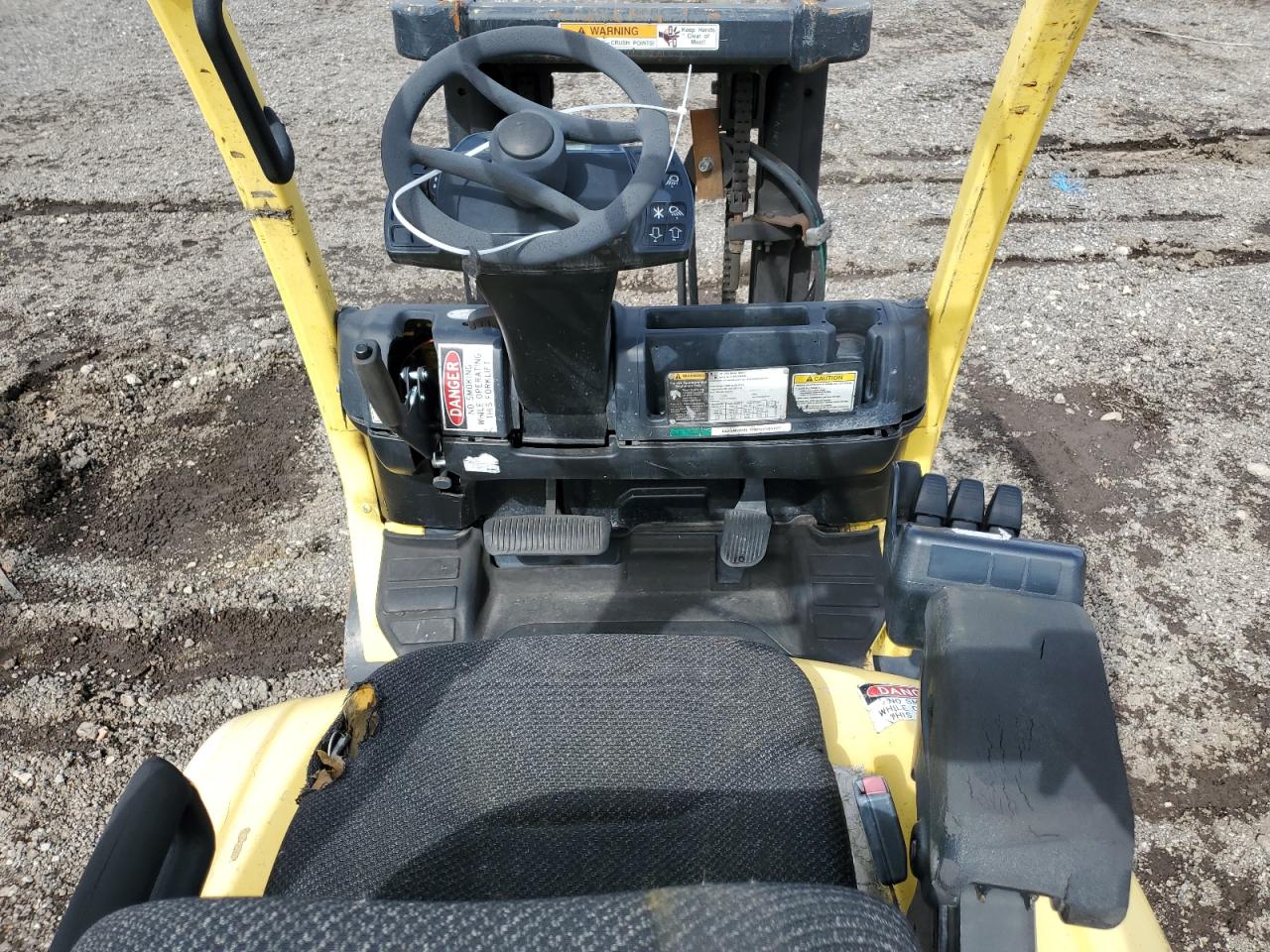 Lot #3242791956 2007 HYST FORKLIFT