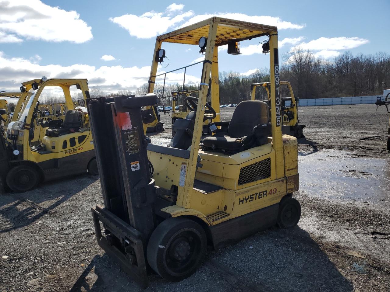 Lot #2411658212 2004 HYST FORKLIFT