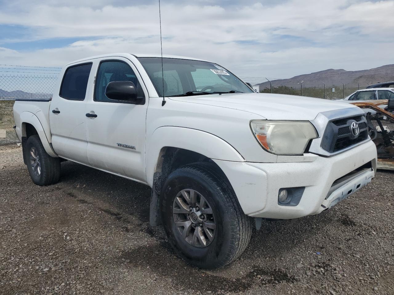 5TFJU4GNXEX056902 2014 Toyota Tacoma Double Cab Prerunner