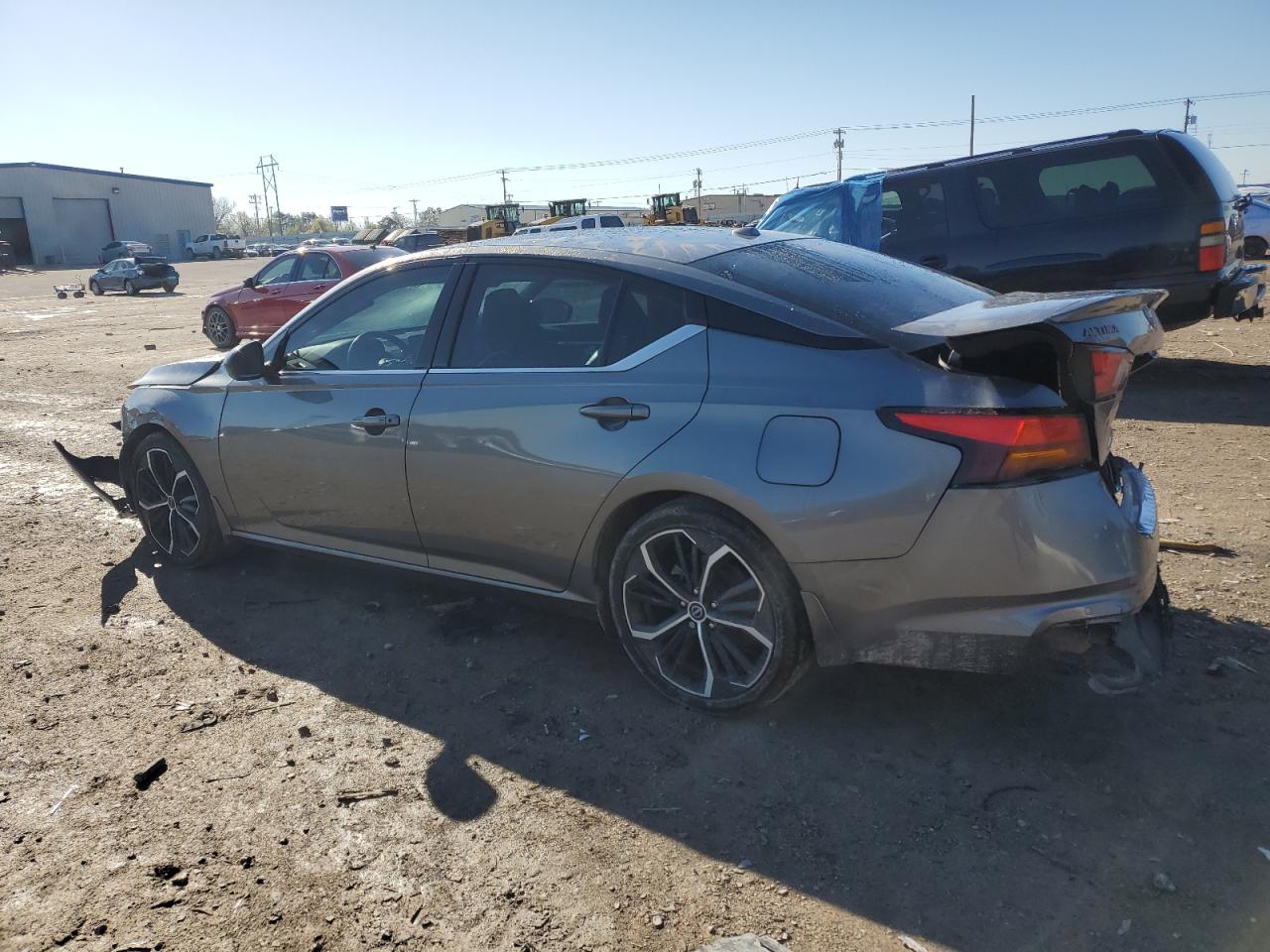 2023 Nissan Altima Sr vin: 1N4BL4CV3PN301718