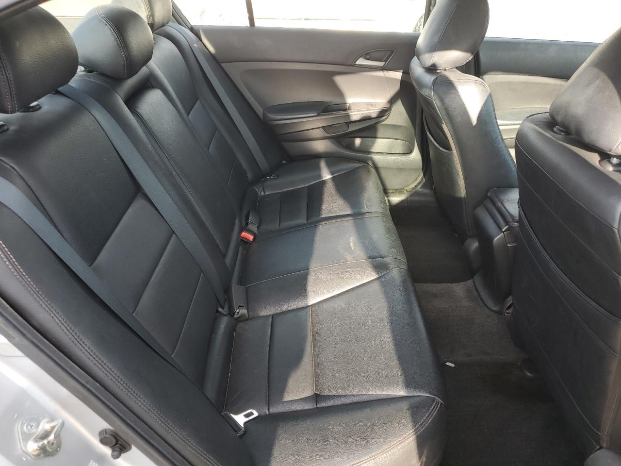 1HGCP2F40AA060873 2010 Honda Accord Lxp