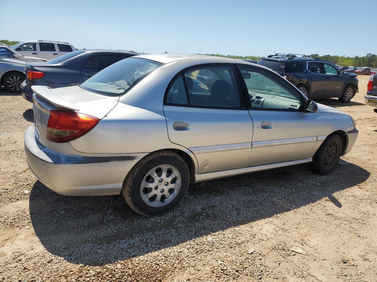 KNADC125746319905 2004 Kia Rio